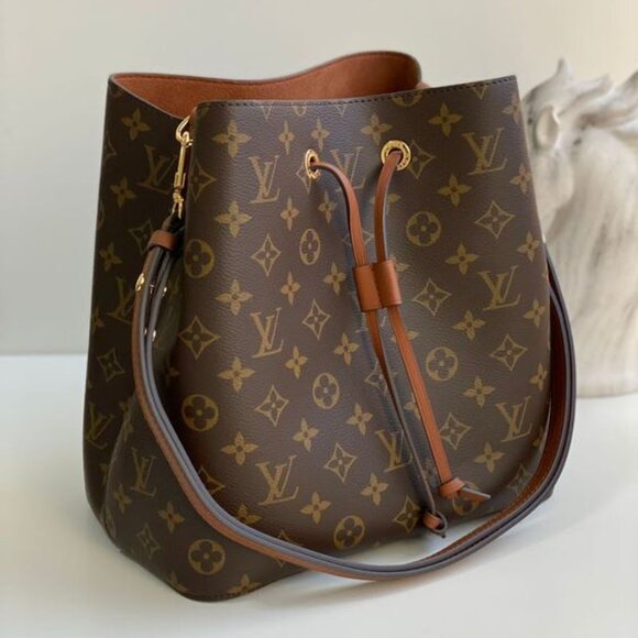 🍄LOUIS VUITTON Monogram NeoNoe Bucket Bag-Caramel Interior - Picture 1 of 8